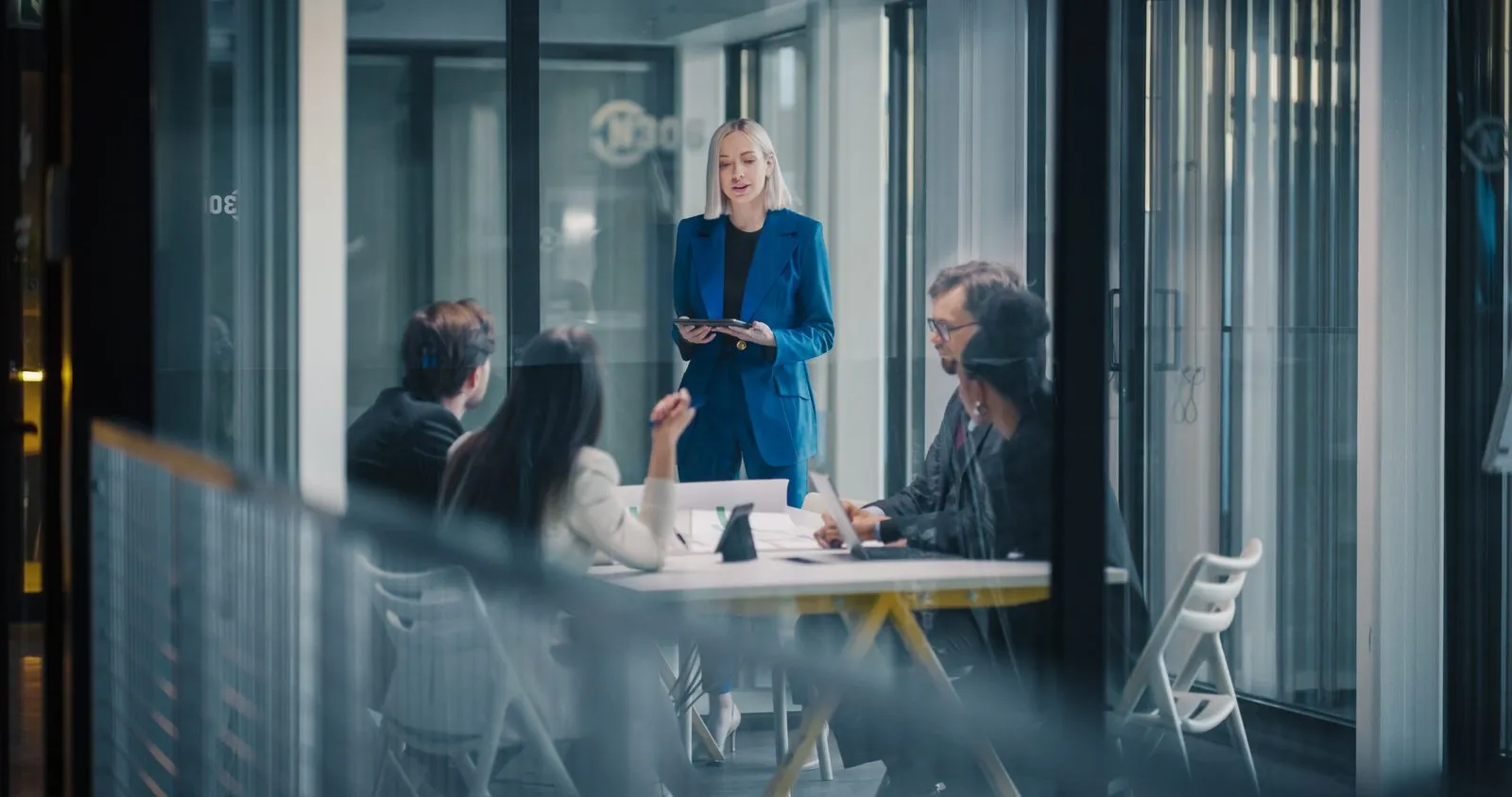 Sellers practising a live executive conversation